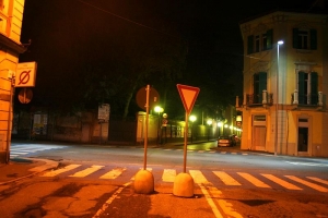 Comparison of lamp types: rear is mercury (bluish), centre LED (white) and front sodium (yellow)